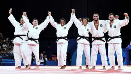  Brasil conquista bronze na disputa por equipes mistas no judô